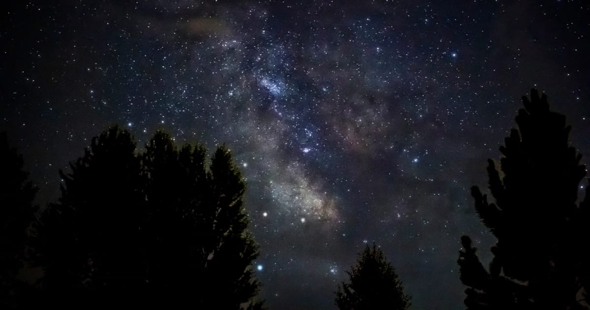 Céu noturno estrelado